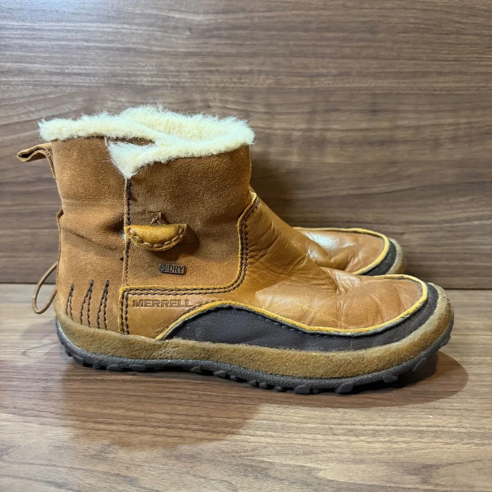 Merrell M-Select DRY Boots Womens 6.5 Tan Good Waterproof Faux Fur J45932